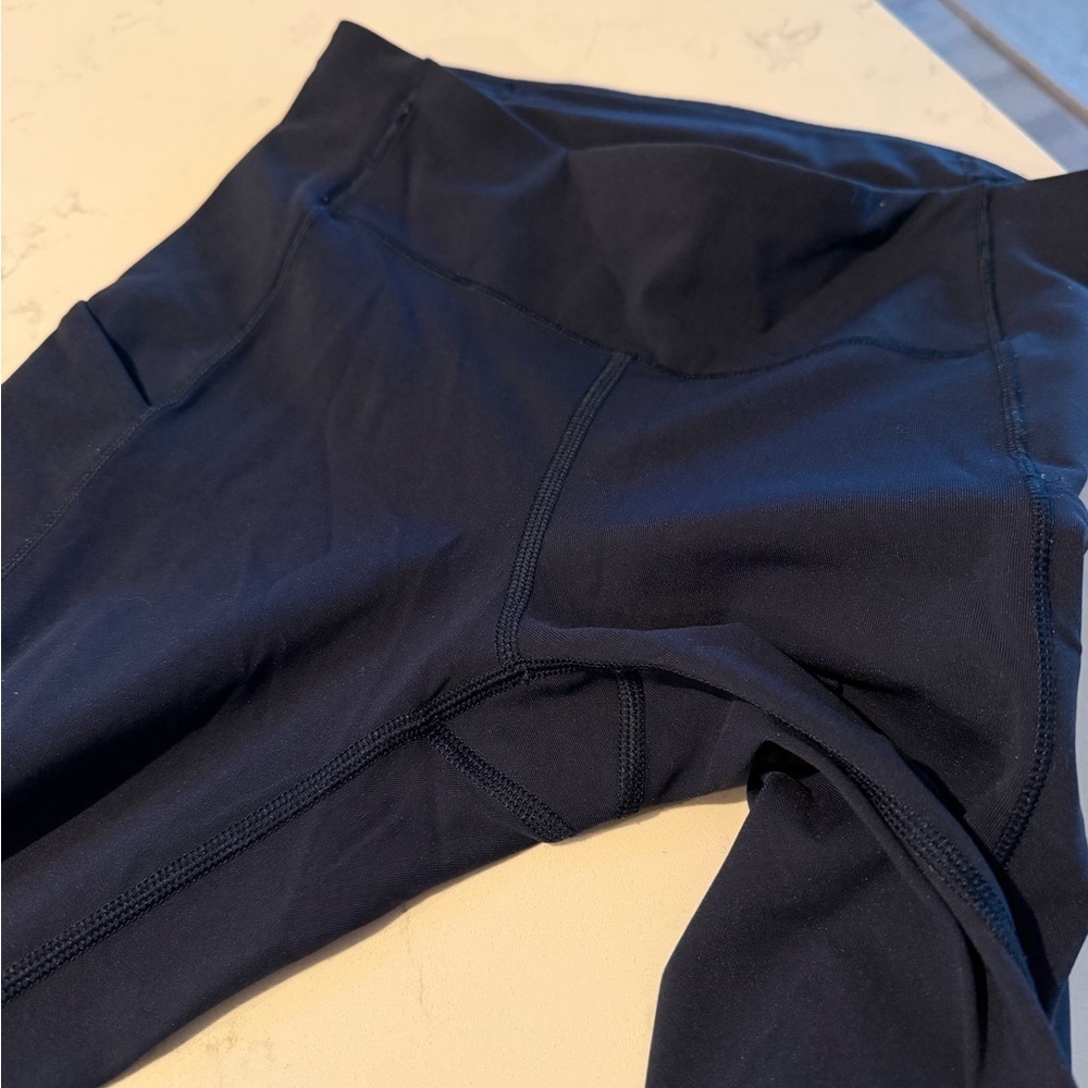 Lululemon Speed Up Tight Full-On Luxtreme in True Navy Size 4 - Picture 8 of 13